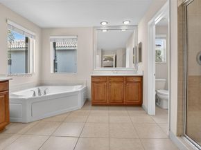 19151 N Hibiscus St, Weston FL 33332