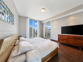 901 Brickell Key Blvd 3002, Miami FL 33131