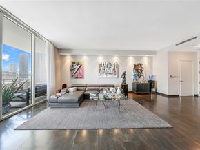 901 Brickell Key Blvd 3002, Miami FL 33131