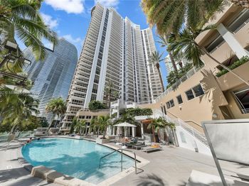 901 Brickell Key Blvd