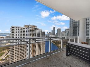 901 Brickell Key Blvd 3002, Miami FL 33131