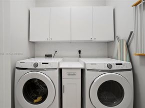 542 NE 17th Ave, Fort Lauderdale FL 33301