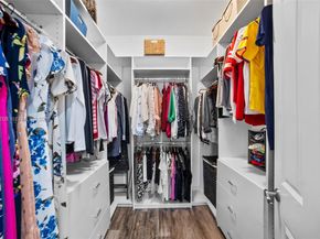 542 NE 17th Ave, Fort Lauderdale FL 33301