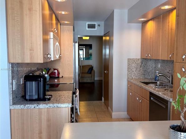 1201 S Ocean Dr 1609S, Hollywood FL 33019