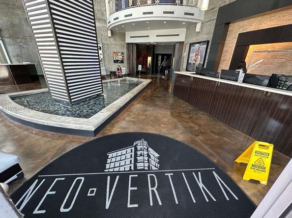 690 SW 1st Ct 1128, Miami FL 33130