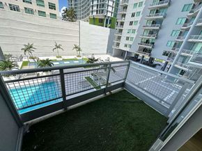 690 SW 1st Ct 1128, Miami FL 33130