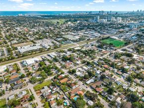 2215 Cleveland St, Hollywood FL 33020