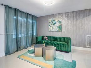 2215 Cleveland St, Hollywood FL 33020