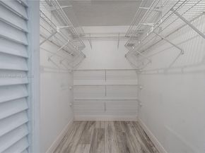 11710 NW 41st St, Sunrise FL 33323