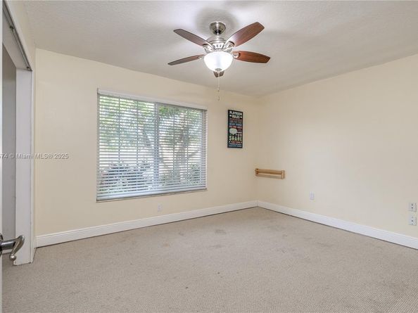 11710 NW 41st St, Sunrise FL 33323