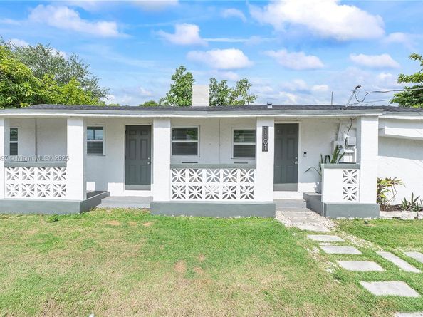 1101 NW 40th St, Miami FL 33127