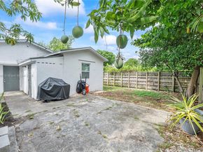 1101 NW 40th St, Miami FL 33127