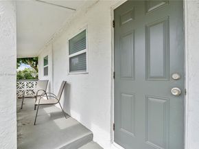 1101 NW 40th St, Miami FL 33127