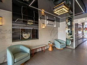 121 Golden Isles Dr 201, Hallandale Beach FL 33009