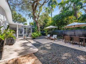 5100 SW 75th St, Miami FL 33143