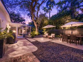 5100 SW 75th St, Miami FL 33143