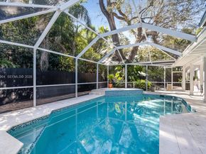 5100 SW 75th St, Miami FL 33143