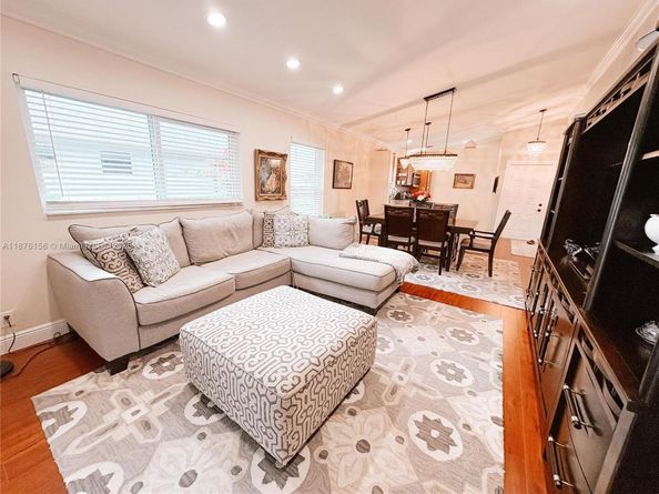 8957 Meadowlark Way, Boca Raton FL 33496