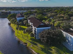 4133 S Carambola Cir S G203, Coconut Creek FL 33066