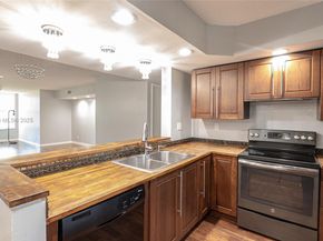 4133 S Carambola Cir S G203, Coconut Creek FL 33066