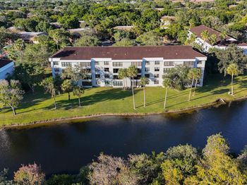 4133 S Carambola Cir S