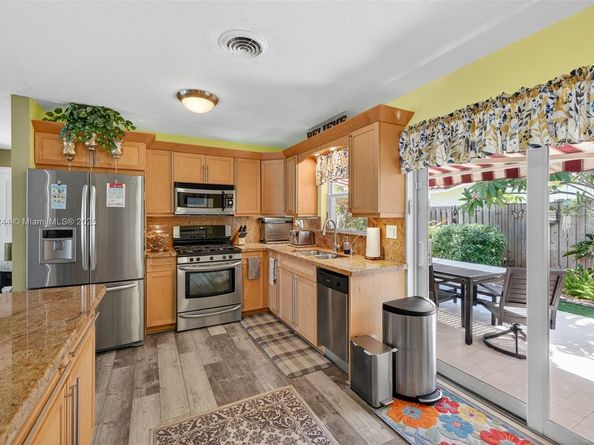 5555 NE 20th Ter, Fort Lauderdale FL 33308