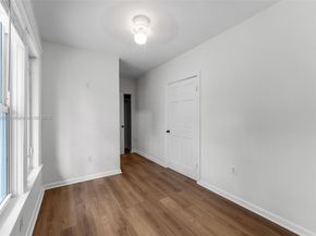 1621 NW 55th St, Miami FL 33142