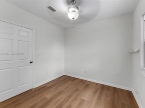 1621 NW 55th St, Miami FL 33142