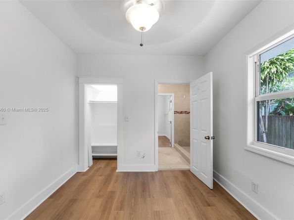 1621 NW 55th St, Miami FL 33142