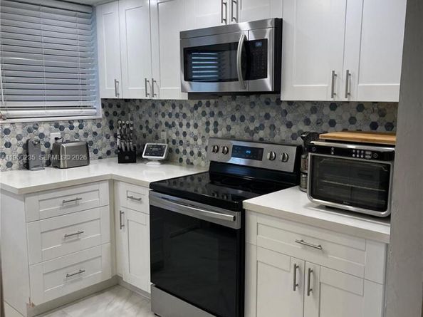 11960 NE 19th Dr 15, North Miami FL 33181