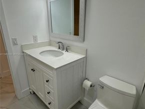 11960 NE 19th Dr 15, North Miami FL 33181