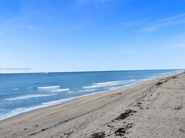 3590 S Ocean Blvd 809, South Palm Beach FL 33480
