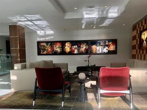 1800 N Bayshore Dr 306, Miami FL 33132