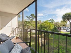 8075 SW 107th Ave 221, Miami FL 33173