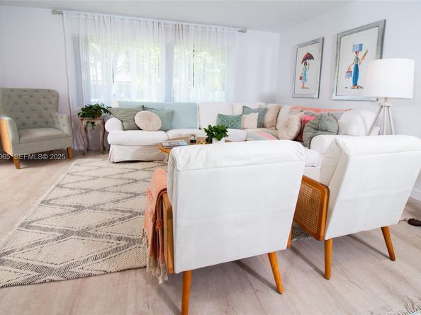 107 Winged Foot Ln, Boca Raton FL 33431