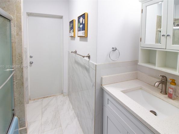 107 Winged Foot Ln, Boca Raton FL 33431