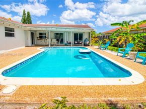 107 Winged Foot Ln, Boca Raton FL 33431