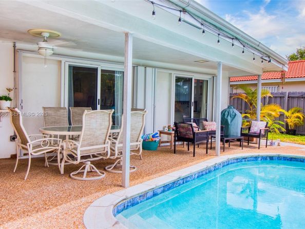 107 Winged Foot Ln, Boca Raton FL 33431