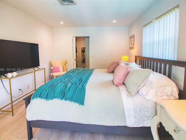 107 Winged Foot Ln, Boca Raton FL 33431