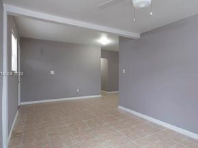 2378 NW 60th St, Miami FL 33142