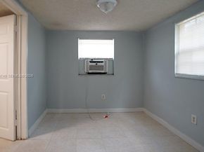 2378 NW 60th St, Miami FL 33142