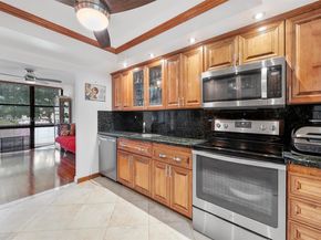 1000 Parkview Dr 220, Hallandale Beach FL 33009