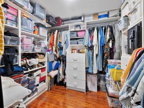 1000 Parkview Dr 220, Hallandale Beach FL 33009