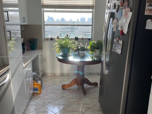 Undisclosed Address #A11874740, North Miami Beach FL 33160