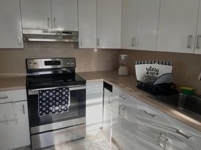 Undisclosed Address #A11874740, North Miami Beach FL 33160