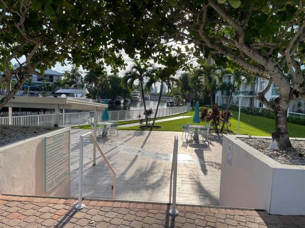 Undisclosed Address #A11874740, North Miami Beach FL 33160