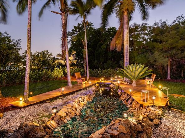 1361 NW 116th Ave, Plantation FL 33323