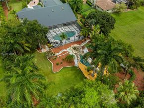 1361 NW 116th Ave, Plantation FL 33323