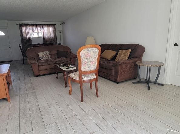 9520 S Hollybrook Lake Dr 205, Pembroke Pines FL 33025