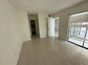 3396 Foxcroft Rd 305, Miramar FL 33025